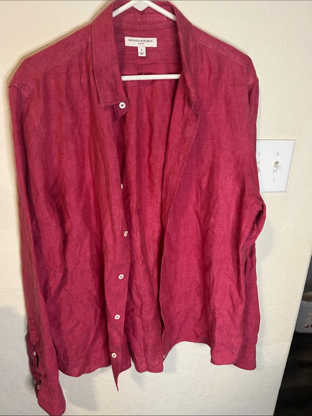 Banana Republic LINEN Men’s Button-Up Shirt in magenta